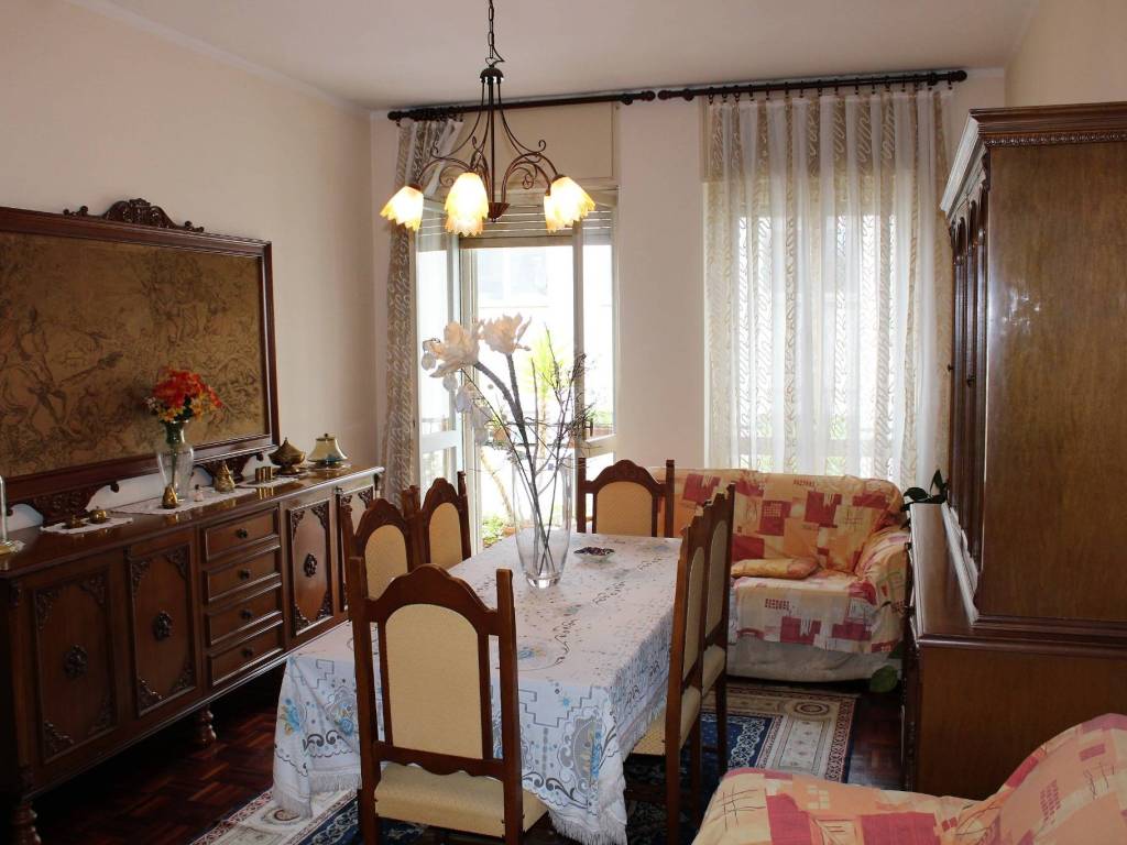 appartamento in vendita a Vercelli in zona Centro Città