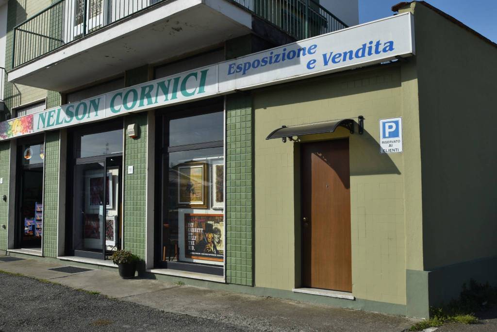 negozio in vendita a Vercelli