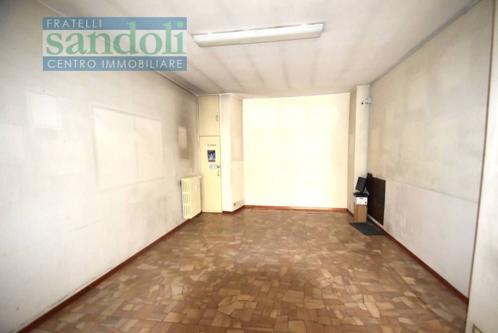 appartamento in vendita a Vercelli in zona Centro Città