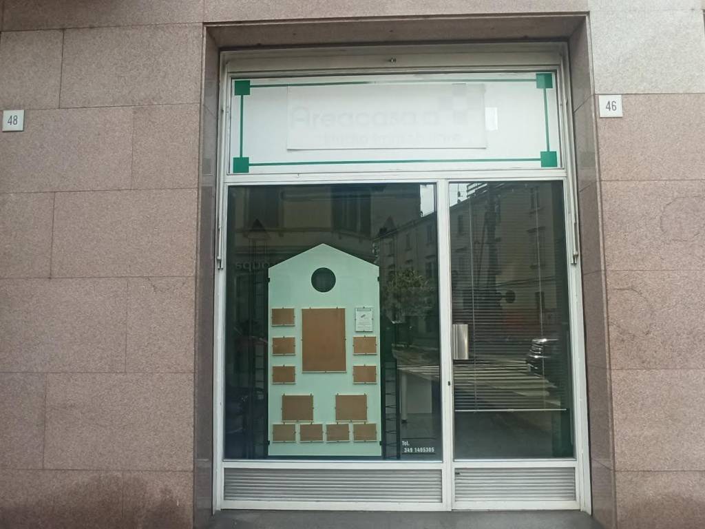 negozio in vendita a Vercelli