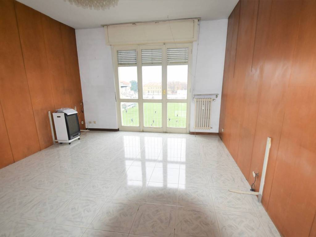 appartamento in vendita a Vercelli in zona Centro Città