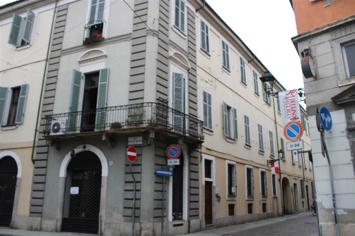 appartamento in vendita a Vercelli in zona Centro Città