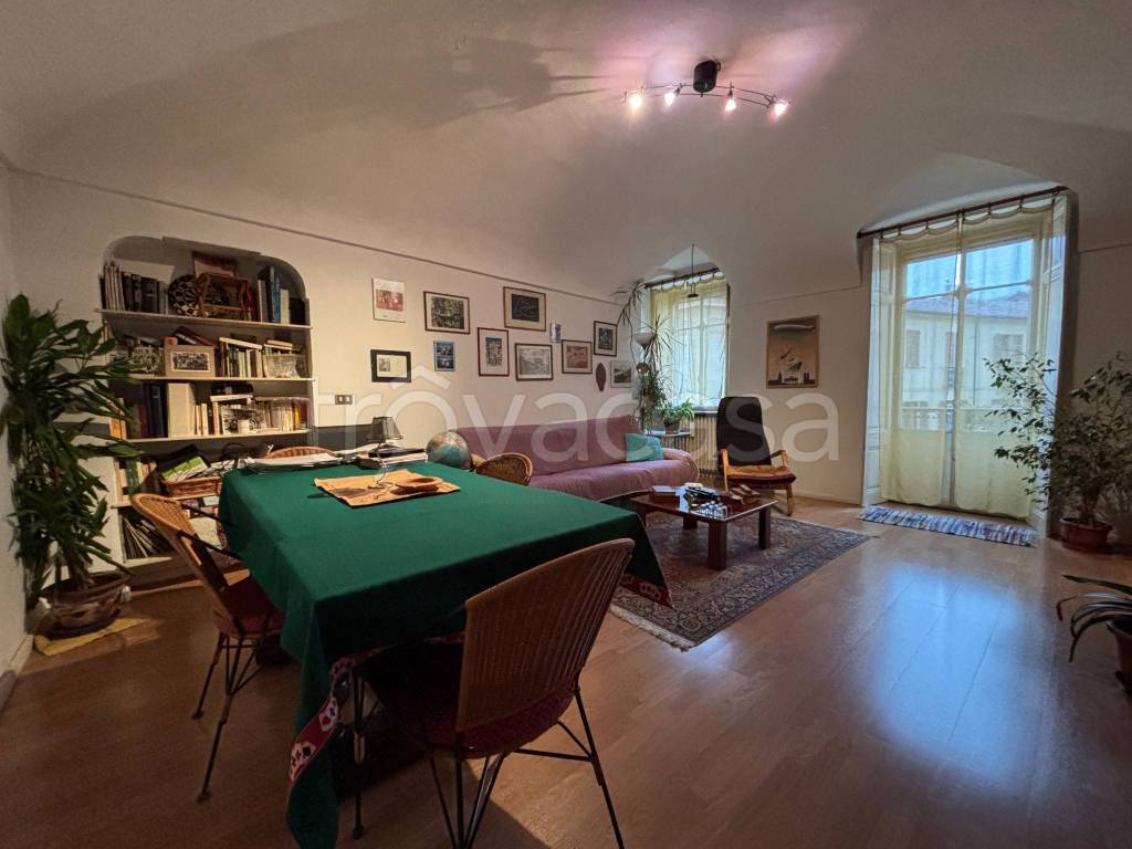 appartamento in vendita a Vercelli in zona Centro Città