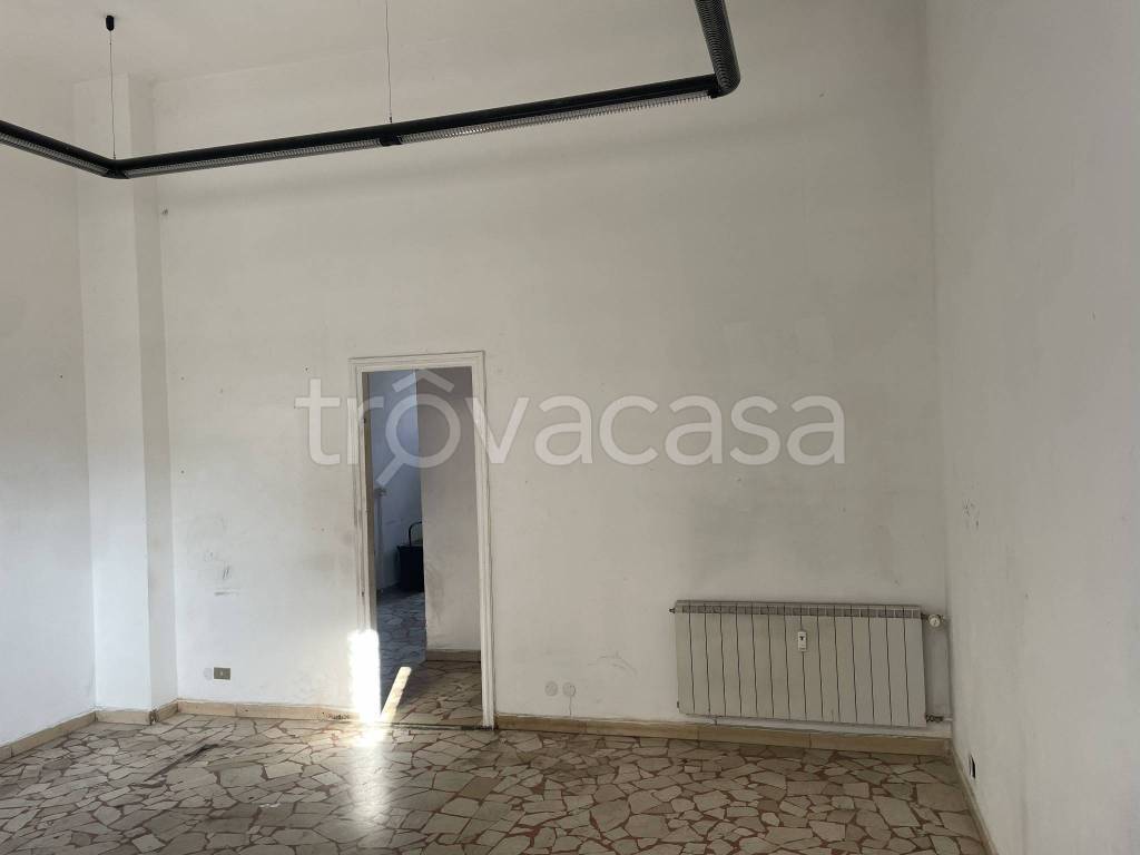 negozio in vendita a Vercelli