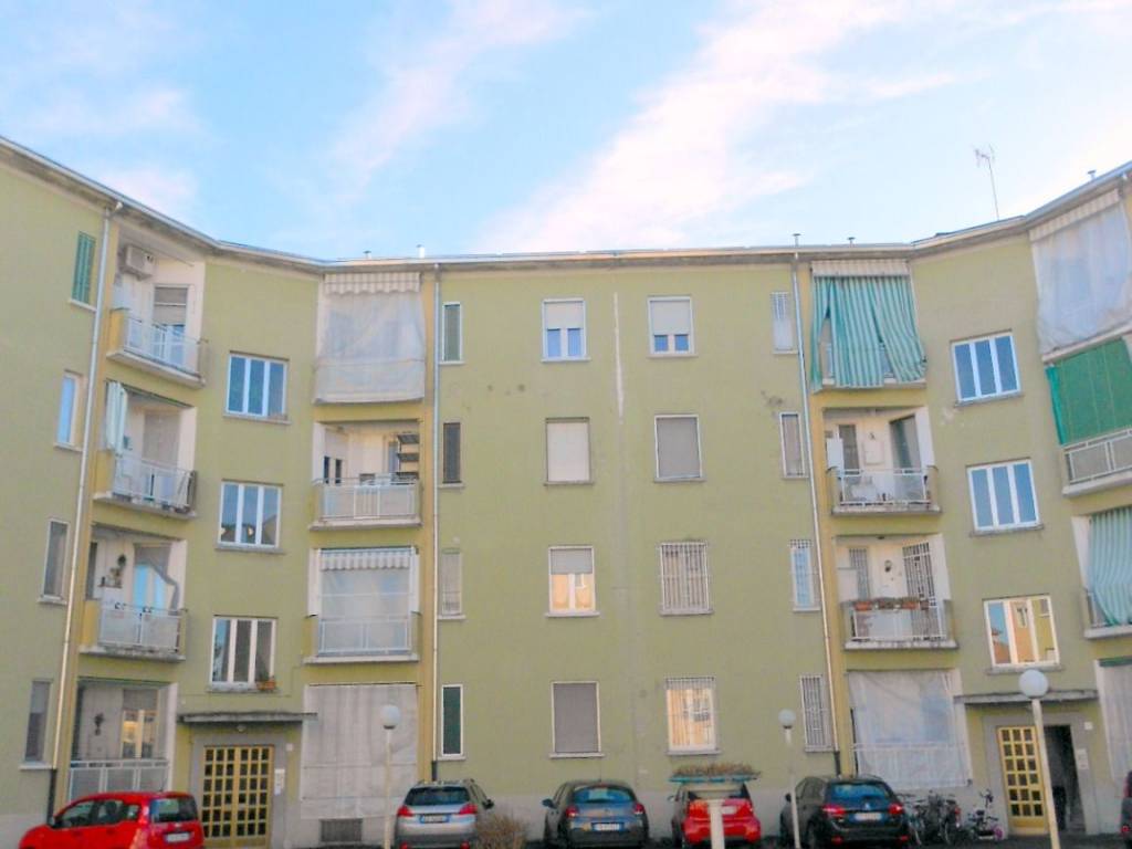 appartamento in vendita a Vercelli in zona Ospedale