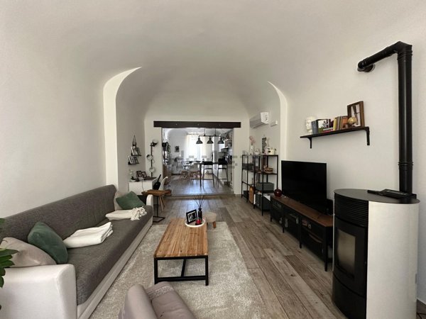 appartamento in vendita a Vercelli in zona Centro Città