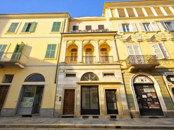 appartamento in vendita a Vercelli in zona Centro Città