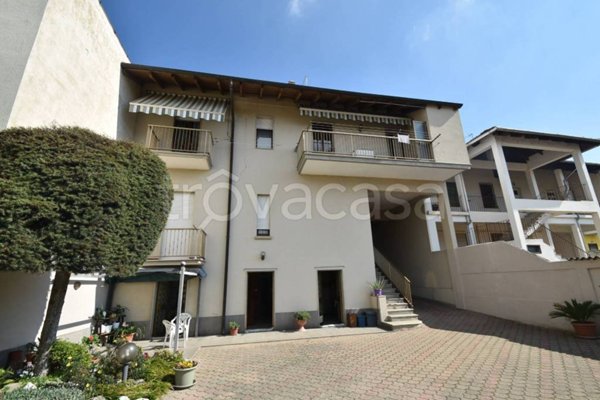 casa indipendente in vendita a Vercelli in zona Centro Città
