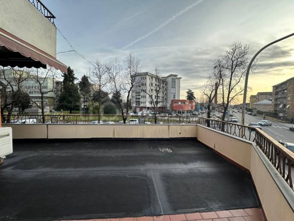 appartamento in vendita a Vercelli in zona Ospedale