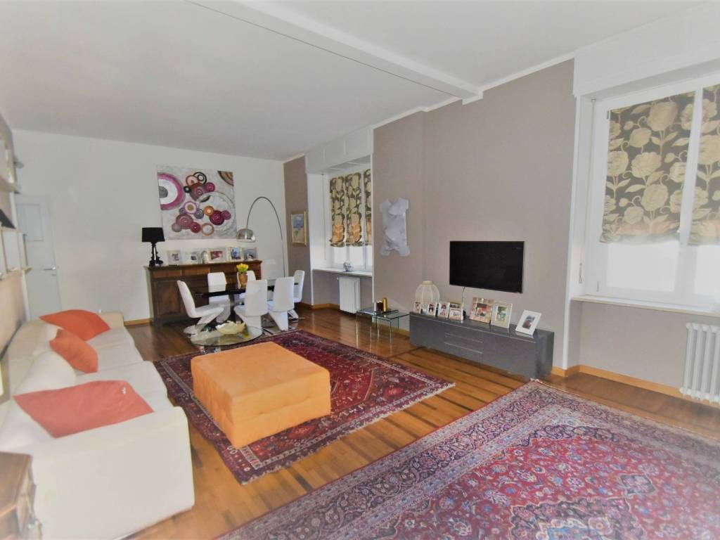 appartamento in vendita a Vercelli in zona Centro Città