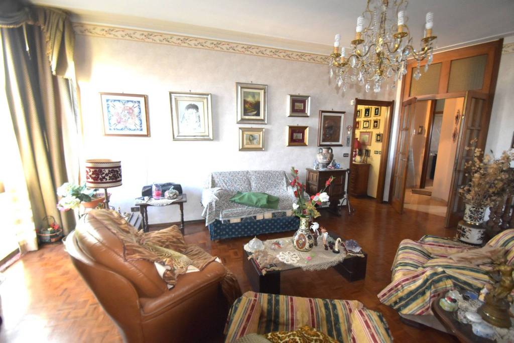 appartamento in vendita a Vercelli in zona Centro Città