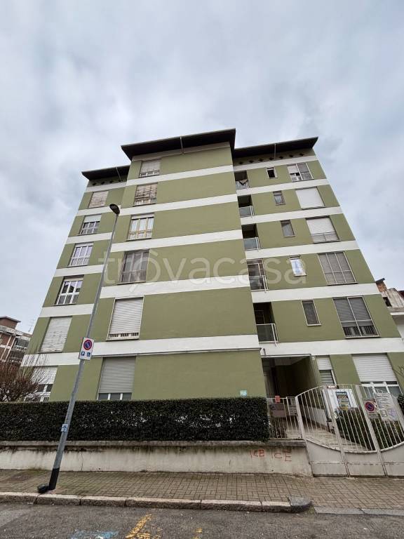 appartamento in vendita a Vercelli in zona Ospedale