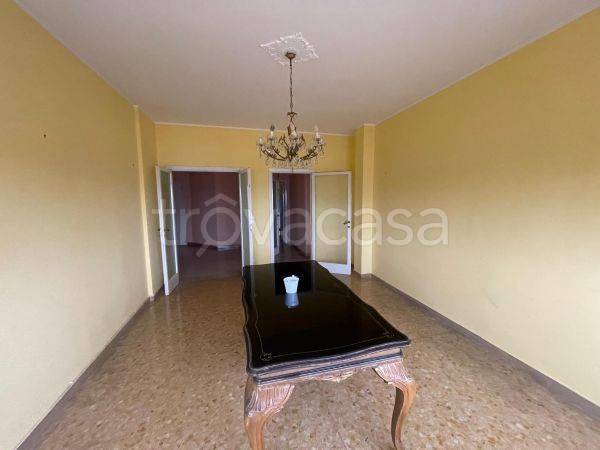 appartamento in vendita a Vercelli in zona Centro Città