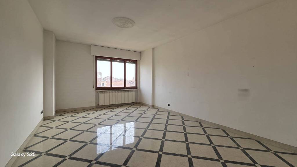 appartamento in vendita a Vercelli in zona Centro Città