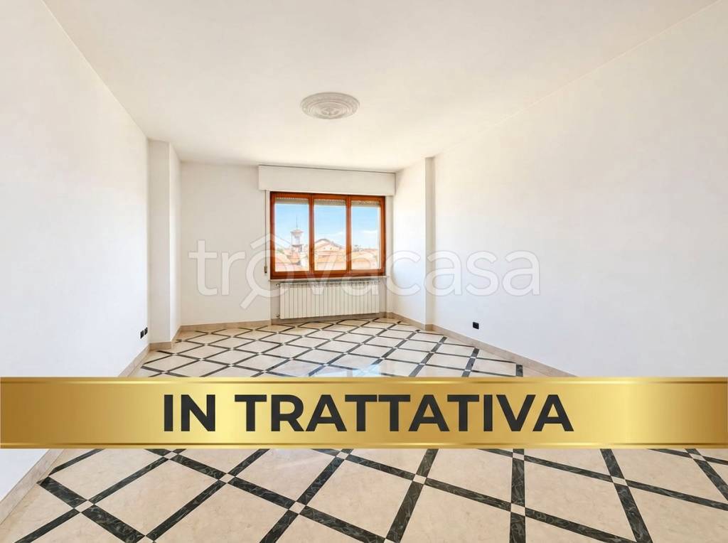 appartamento in vendita a Vercelli in zona Centro Città
