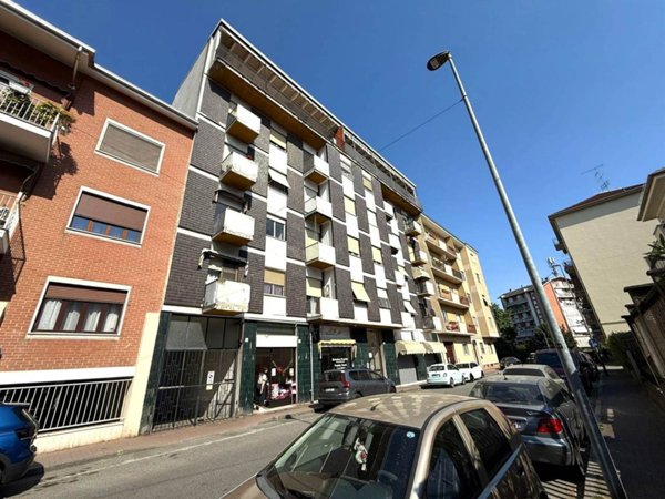 appartamento in vendita a Vercelli in zona Ospedale