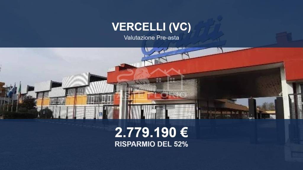 locale commerciale in vendita a Vercelli in zona Via Trino
