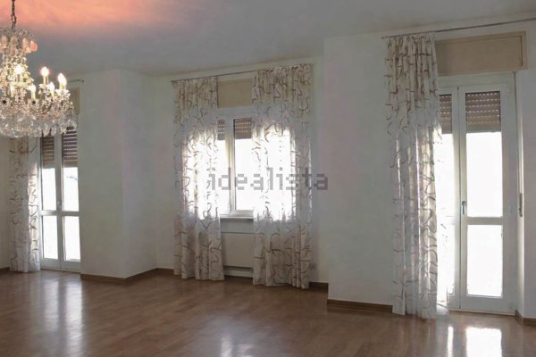 appartamento in vendita a Vercelli in zona Centro Città