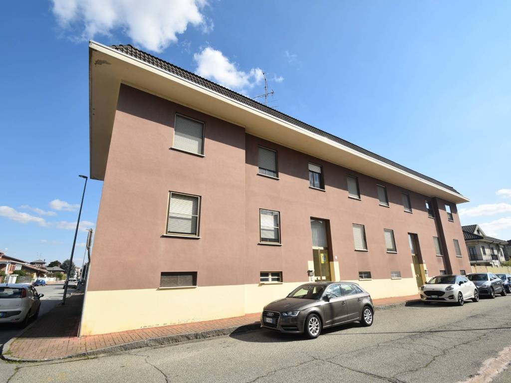 appartamento in vendita a Vercelli in zona Porta Torino