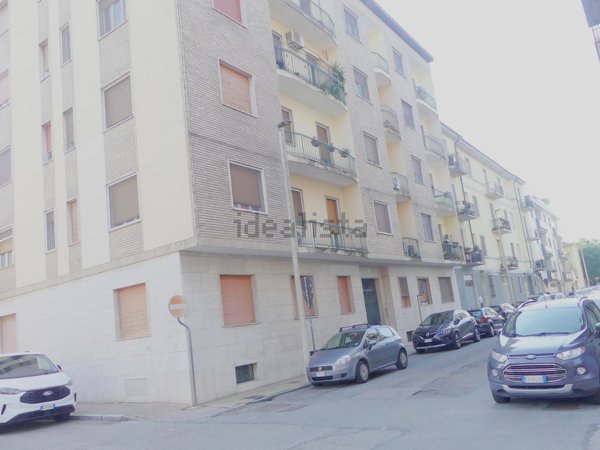 ufficio in vendita a Vercelli