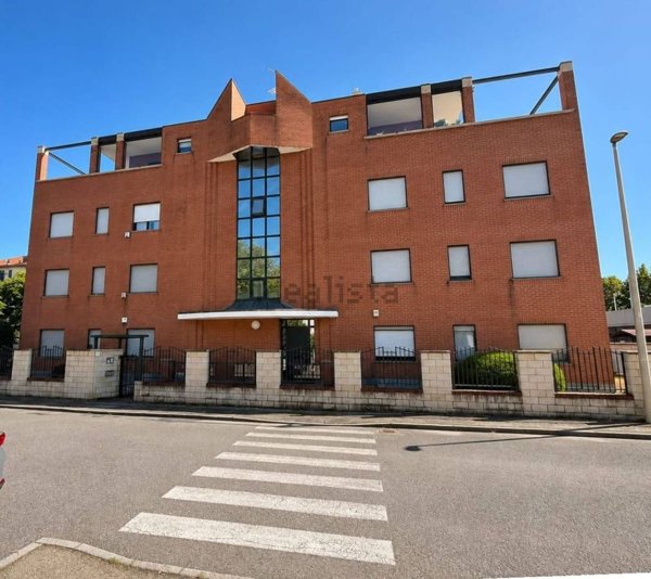 appartamento in vendita a Vercelli in zona Corso Tanaro