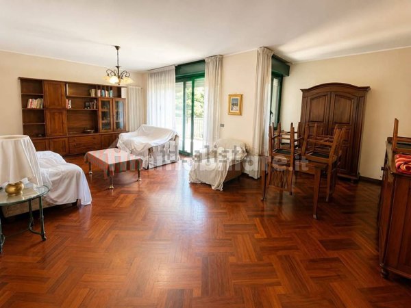 appartamento in vendita a Vercelli in zona Corso Tanaro