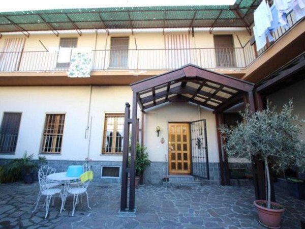 casa indipendente in vendita a Vercelli in zona Zona Belvedere