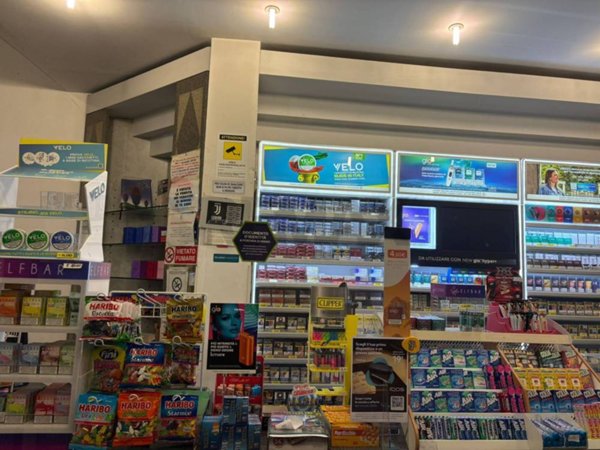 negozio in vendita a Vercelli in zona Corso Tanaro