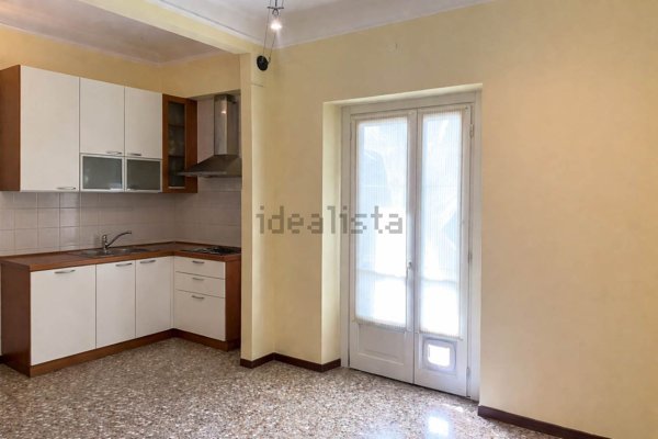 appartamento in vendita a Vercelli in zona Centro Città