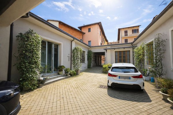 appartamento in vendita a Vercelli in zona Corso Italia