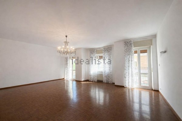 appartamento in vendita a Vercelli in zona Centro Città