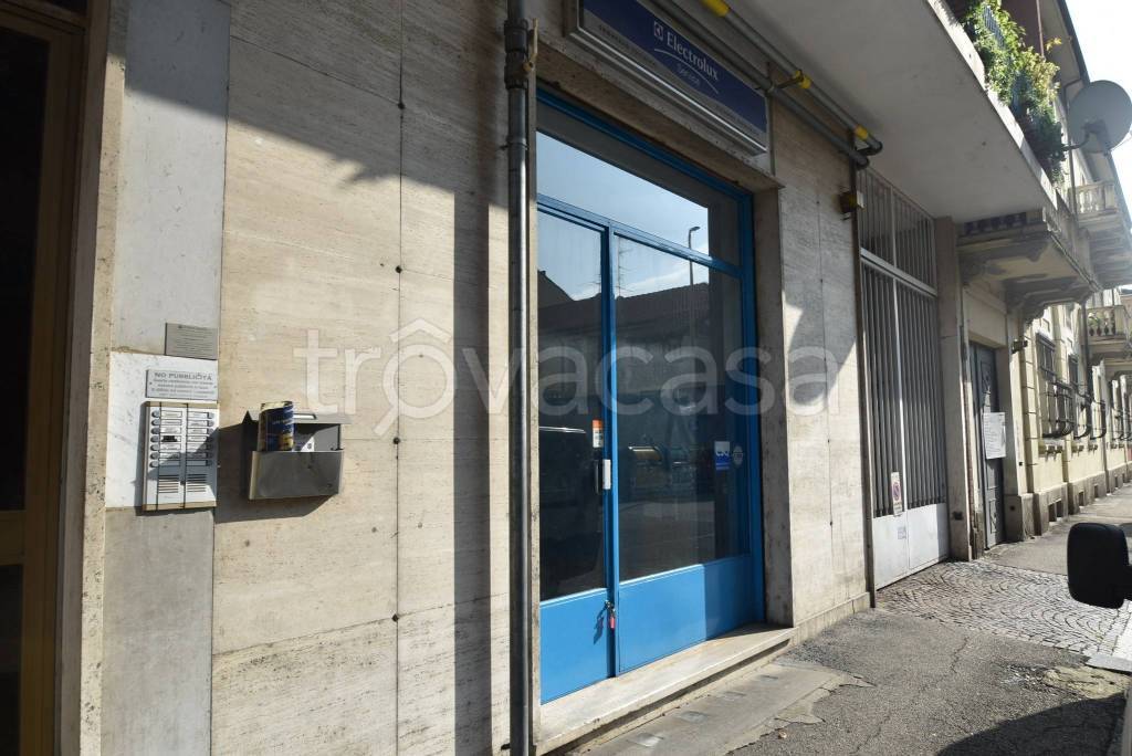 negozio in vendita a Vercelli