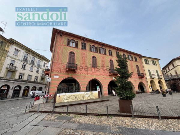 appartamento in vendita a Vercelli in zona Centro Città