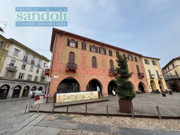 appartamento in vendita a Vercelli in zona Centro Città
