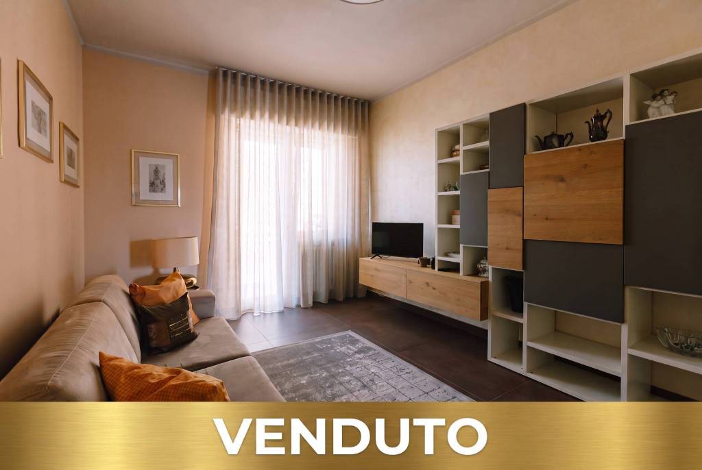 appartamento in vendita a Vercelli in zona Centro Città