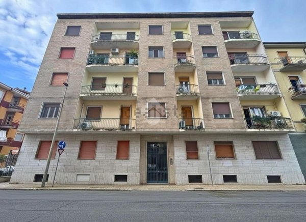 appartamento in vendita a Vercelli in zona Via Massaua