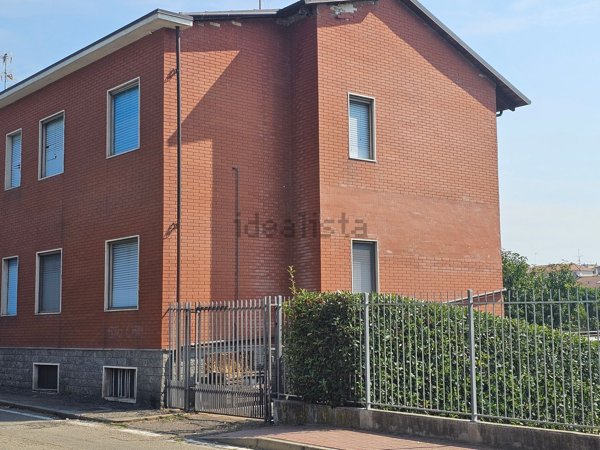 appartamento in vendita a Vercelli in zona Porta Torino