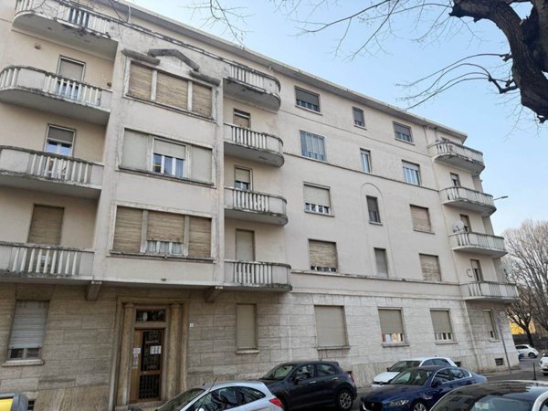 appartamento in vendita a Vercelli in zona Centro Città
