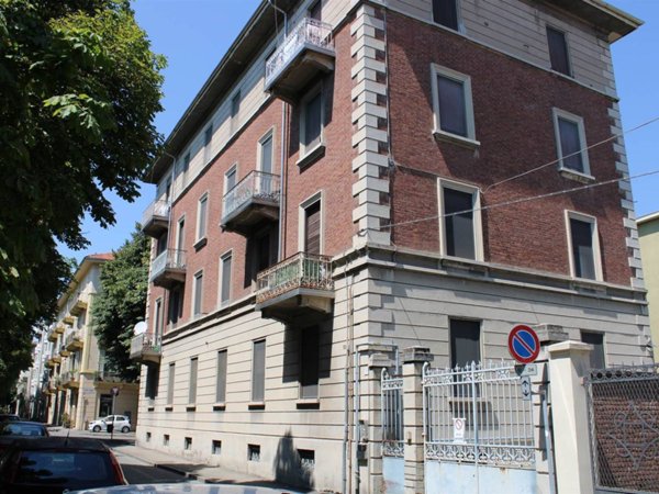 appartamento in vendita a Vercelli in zona Corso Italia