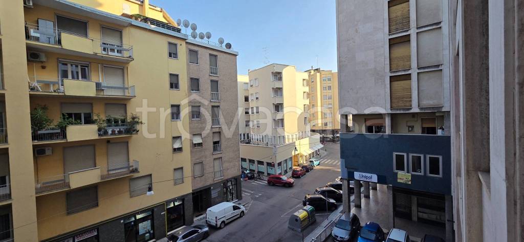 appartamento in vendita a Vercelli in zona Centro Città