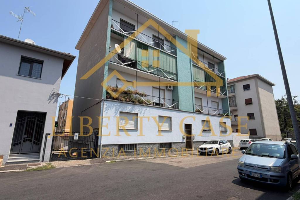 appartamento in vendita a Vercelli in zona Via Marco Polo