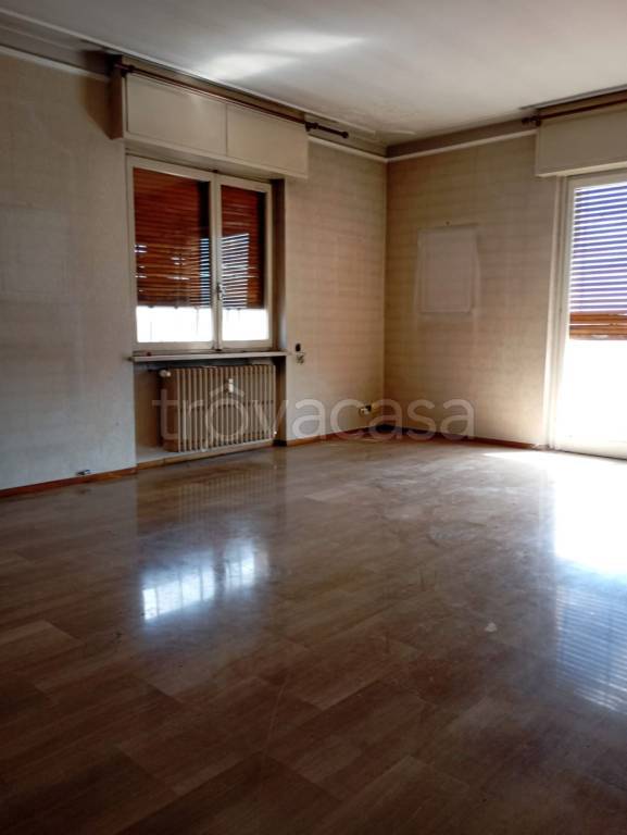 appartamento in vendita a Vercelli in zona Centro Città