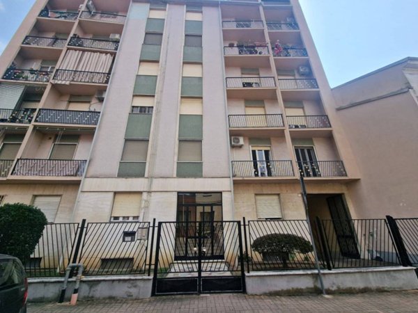 appartamento in vendita a Vercelli in zona Via Massaua
