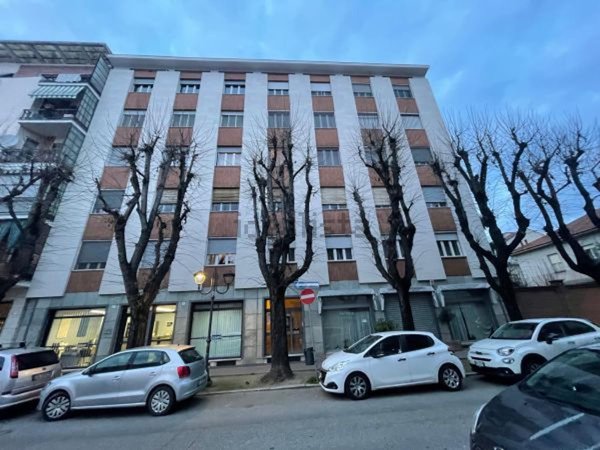 appartamento in vendita a Vercelli in zona Ospedale