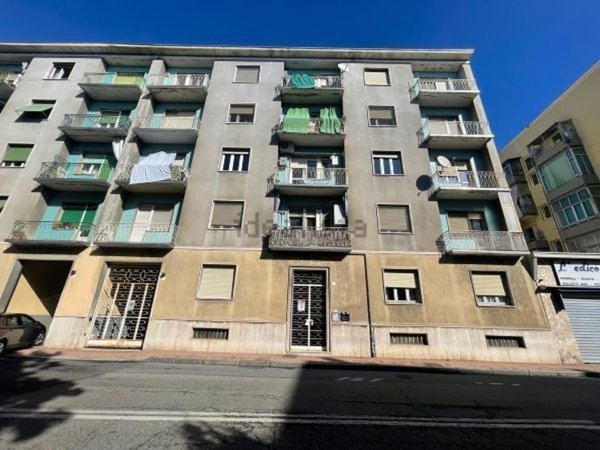 appartamento in vendita a Vercelli in zona Via Massaua