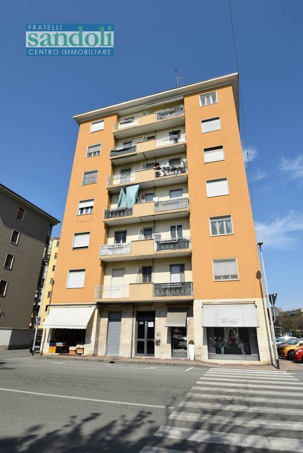 appartamento in vendita a Vercelli in zona Ospedale