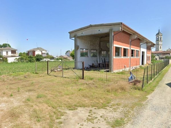 locale commerciale in vendita a Villata