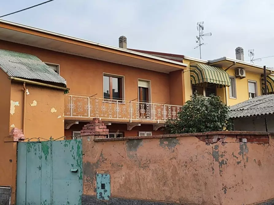 casa indipendente in vendita a Villata