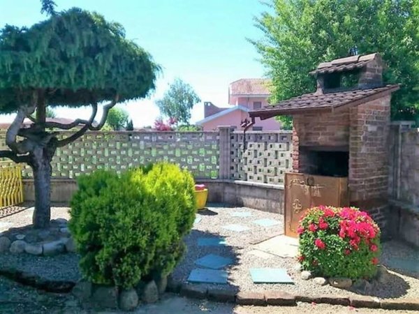 casa indipendente in vendita a Villata