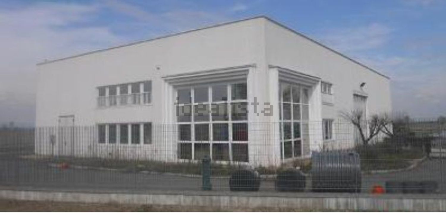 capannone in vendita a Villata